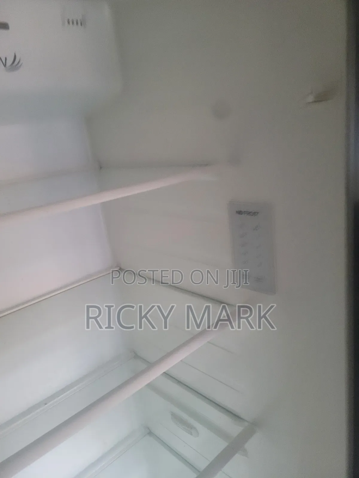 Hisenss Side by Side Fridge