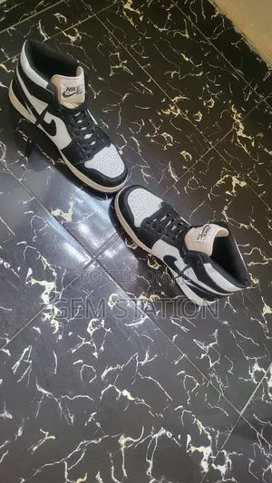 Air Jordan 1