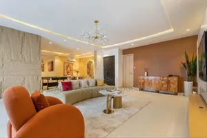 Luxurious 3bedroom Apartment With Rooftop Pool/Gym Snooker Board