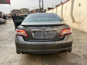 Toyota Camry 2011 Gray