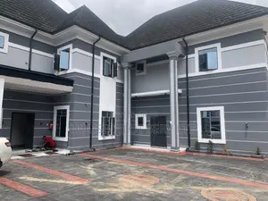 3bdrm Townhouse / Terrace in Woji Estate for rent