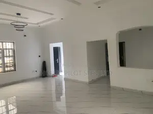 3bdrm Townhouse / Terrace in Woji Estate for rent