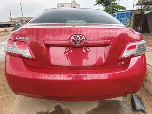 Toyota Camry LE 4dr Sedan (2.5L 4cyl 6AM) 2010 Red