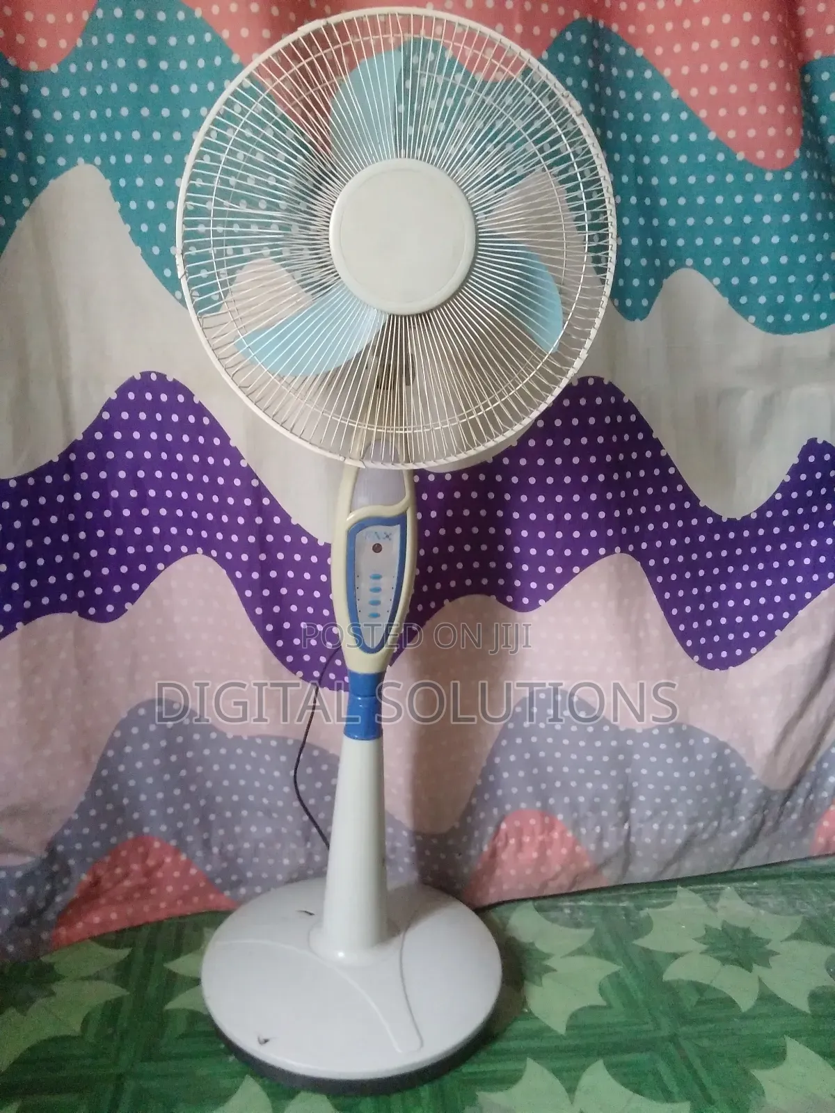 18" Rechargeable Standing Fan.