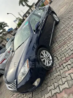 Lexus ES 2012 Blue