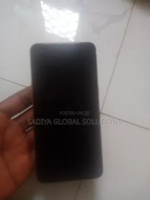 Oppo A17 64 GB Orange