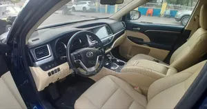 Toyota Highlander XLE 4dr SUV (3.5L 6cyl 6A) 2015 Blue