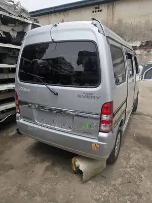 Suzuki Every 2004