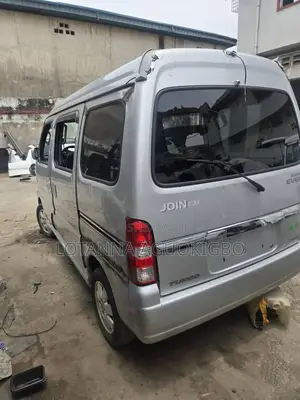 Suzuki Every 2004