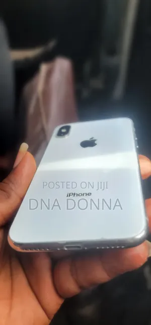 Apple iPhone X 64 GB White