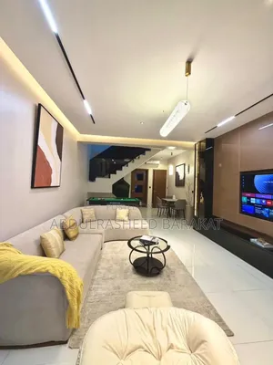 Brand New Luxury 2bedroom Maisonette With Snooker Board and Elevator