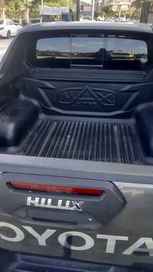 Toyota Hilux Revo Double Cab Petrol 2.7 AWD 2021 Gray