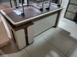 Quality Imported 1.6 Meter Office Table With Extension