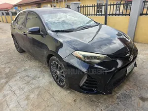 Toyota Corolla 2014 Black