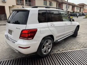 Mercedes-Benz GLK-Class 350 4MATIC 2014 White