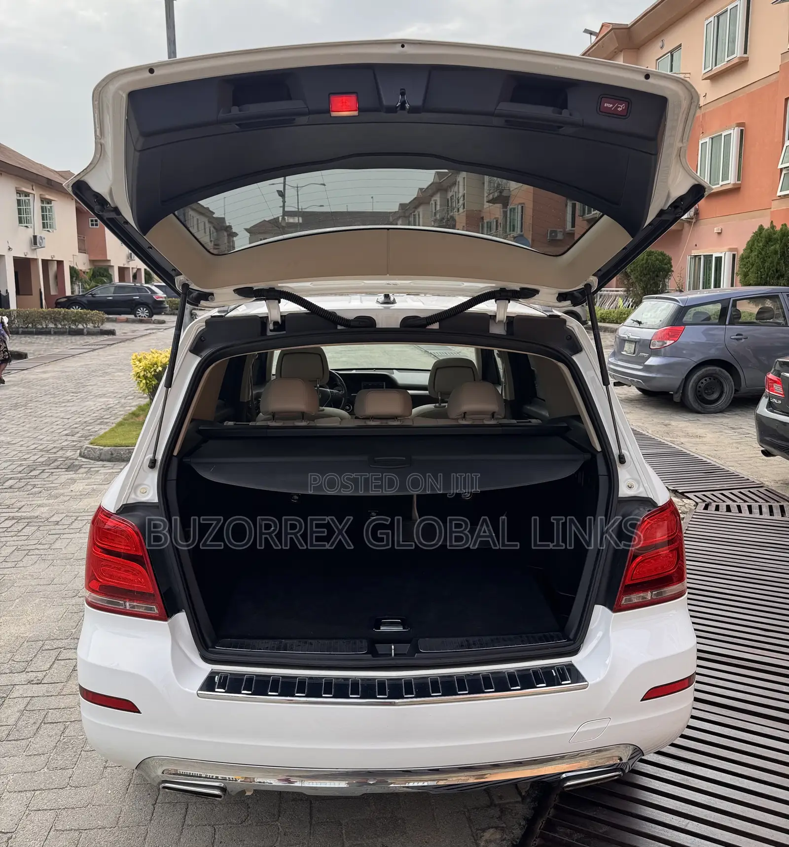 Mercedes-Benz GLK-Class 350 4MATIC 2014 White
