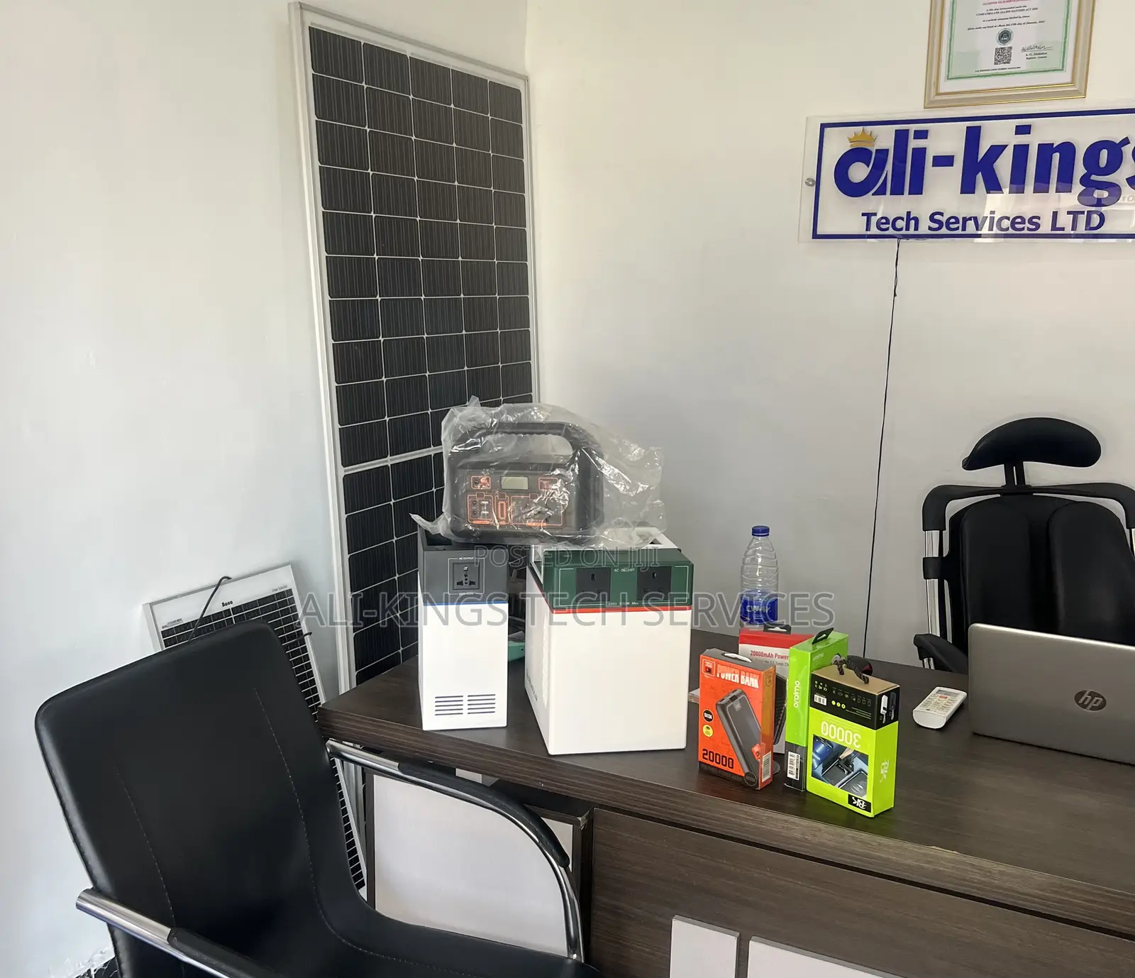 Cola 1000 (200watts 1kwh Lithium Battery)