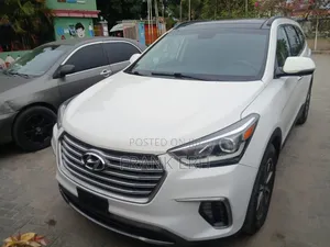 Hyundai Santa Fe Limited AWD 2017 White