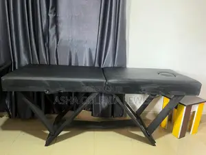 Lash Bed With Pillow
