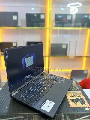 New Laptop HP Victus 15 16GB AMD Ryzen 5 SSD 512GB