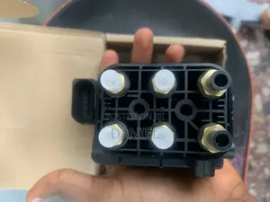 Bentley Air Suspension Solenoid Valve Block