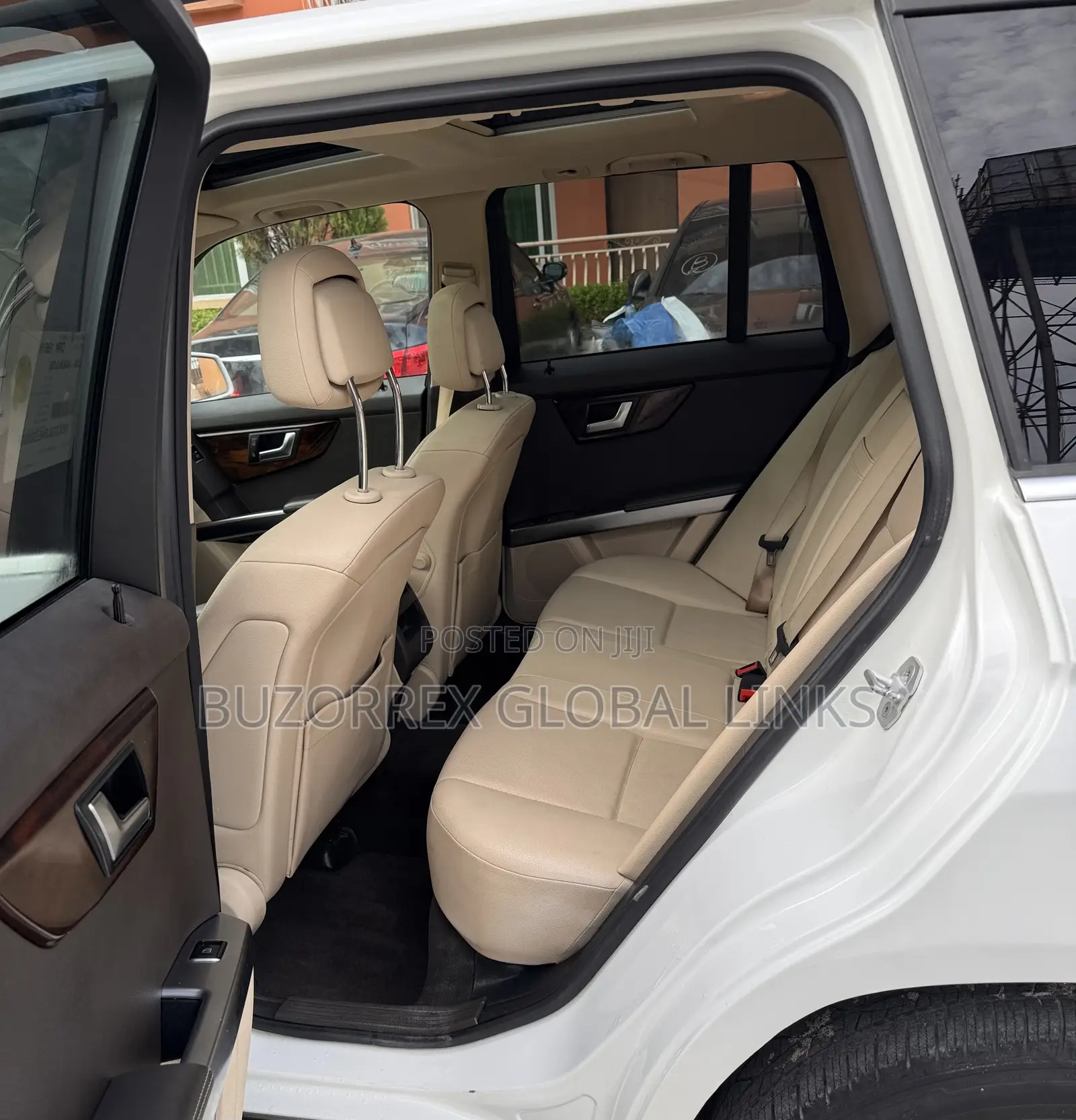 Mercedes-Benz GLK-Class 350 4MATIC 2014 White
