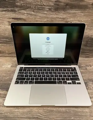 Laptop Apple MacBook Pro 2020 16GB Intel Core i5 SSD 512GB