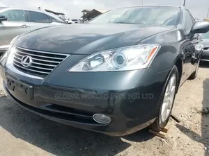 Lexus Es350. 2008. 2009. Full Option