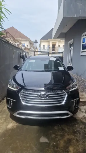 Hyundai Santa Fe Limited Ultimate AWD 2018 Black