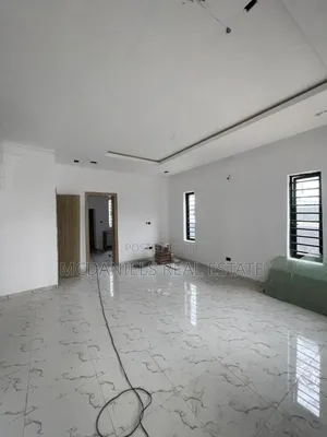 4bdrm Duplex in Osapa london for sale