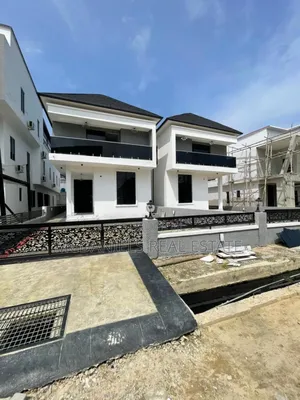 5bdrm Duplex in Ikota for sale