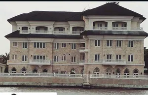 1bdrm Apartment in Bourdilion Ikoyi, Bourdillon for rent