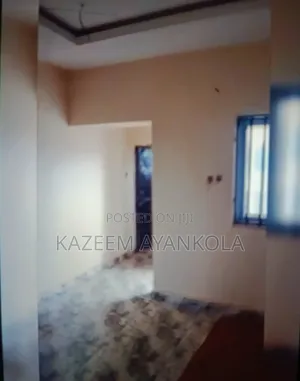 3bdrm Block of Flats in Jahi for sale