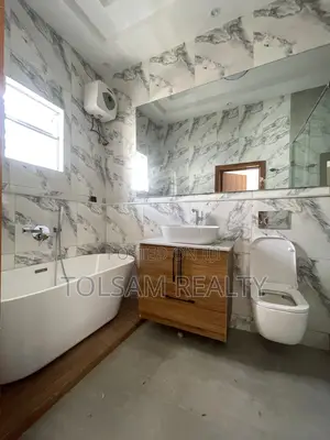 4bdrm Duplex in Lekki Expressway for sale