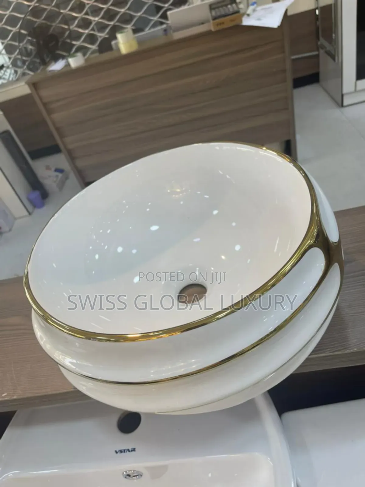 High Quality Standard Countertop Basin