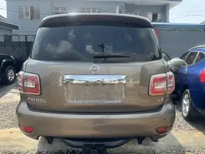 Nissan Patrol 2018 Gray