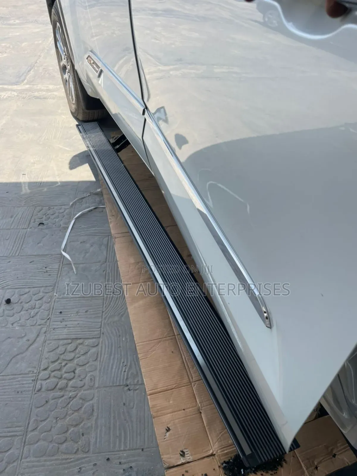 Automatic Side Step Tundra 2025