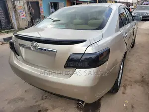 Toyota Camry 2008 Gold