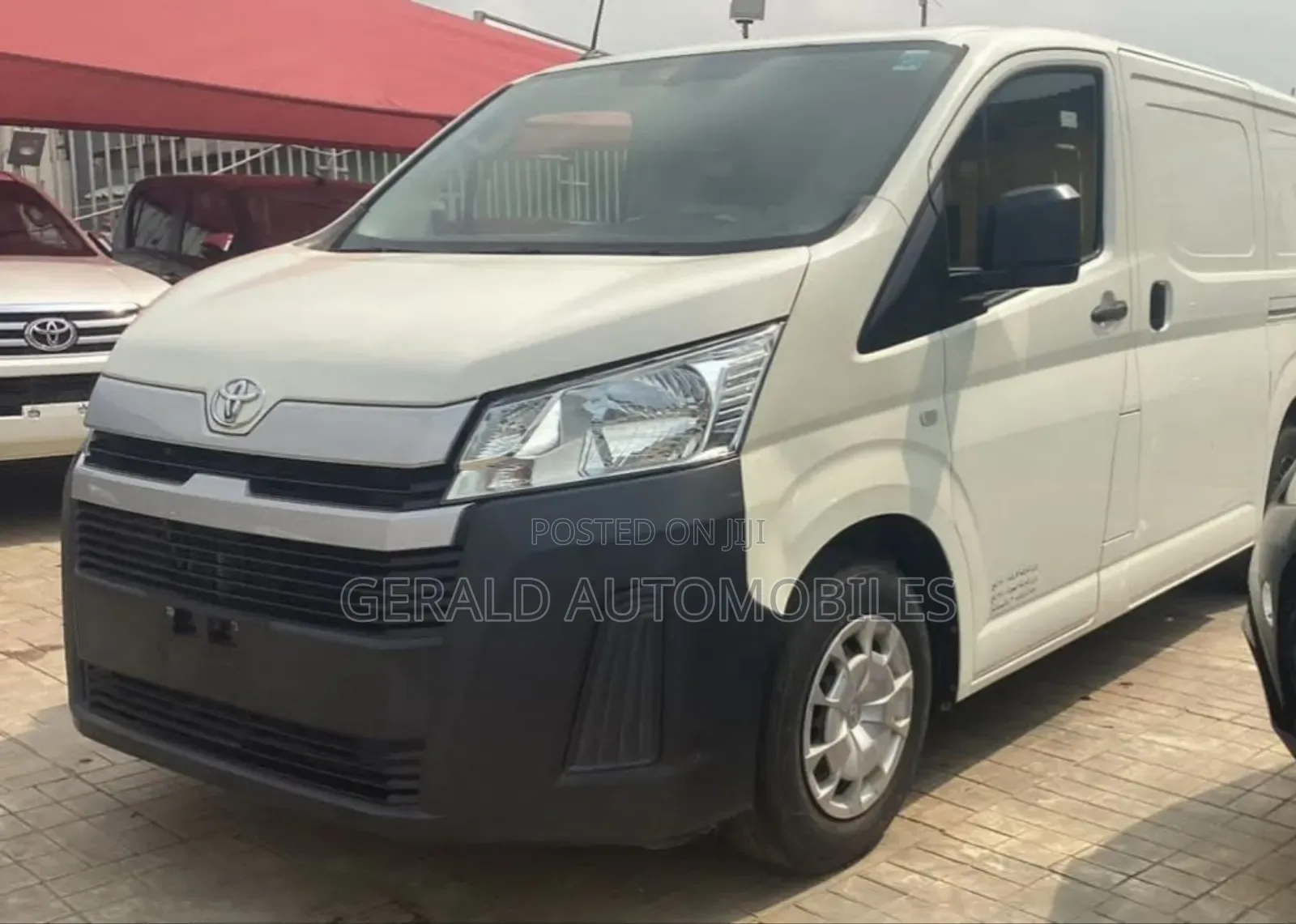 Toyota HiAce 2020 White