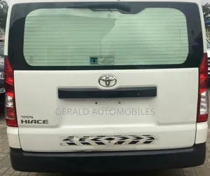 Toyota HiAce 2020 White
