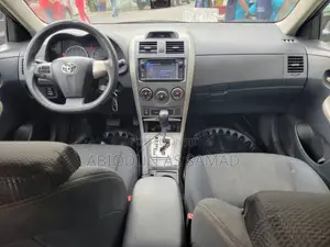 Toyota Corolla L 4dr Sedan (1.8L 4cyl 5M) 2012 Blue