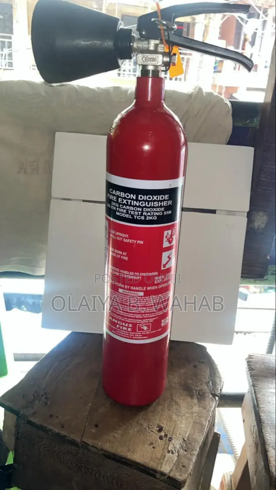 Angus Fire 2kg Co2 Fire Extinguisher For Electrical Fires