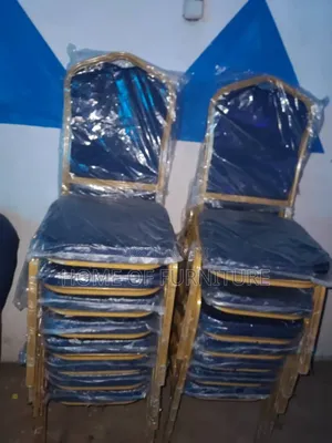 Luxury Banquet Chairs With Armrest – Gold Frame Event Chairs)
