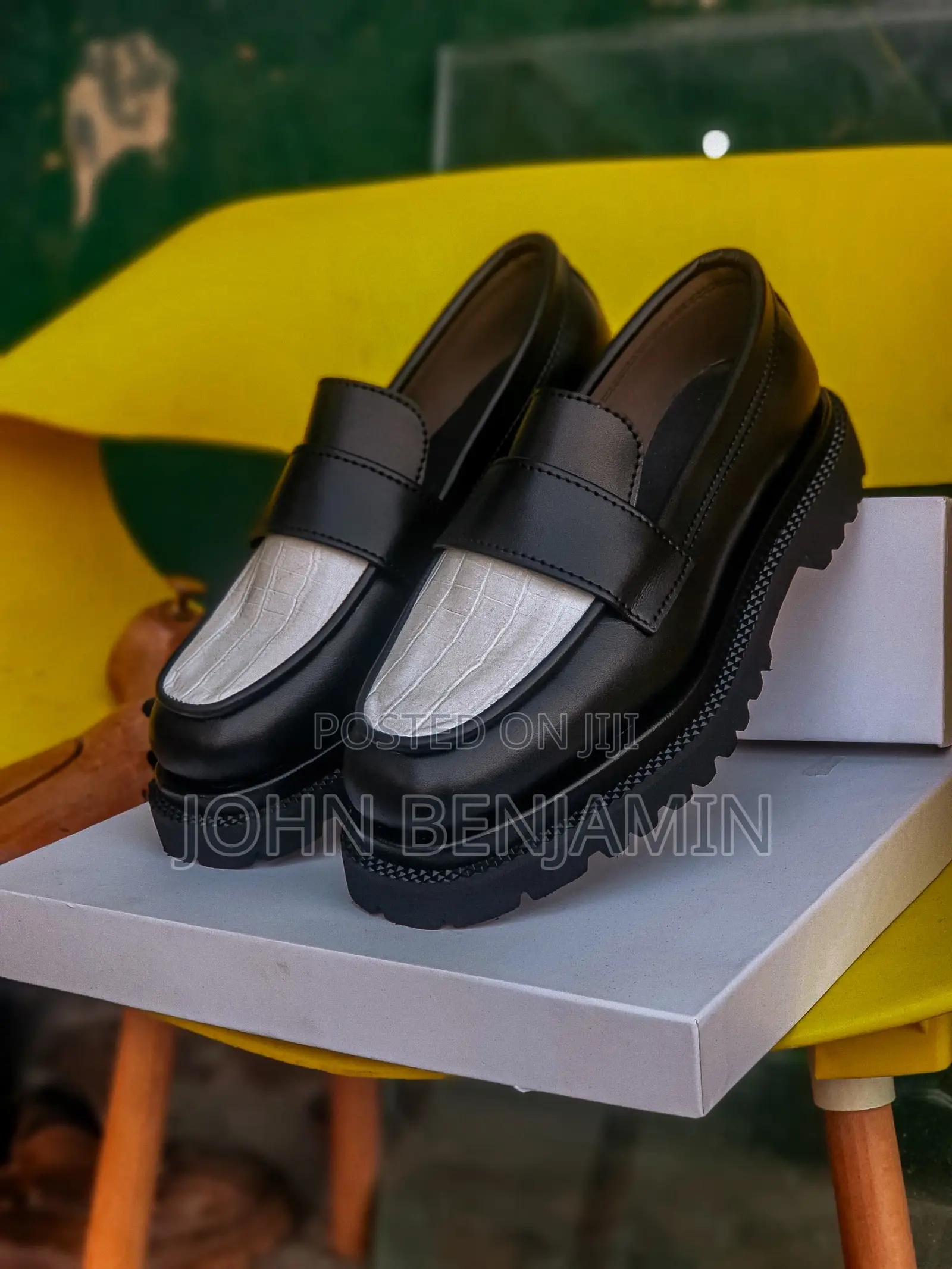 Men’S Shoe