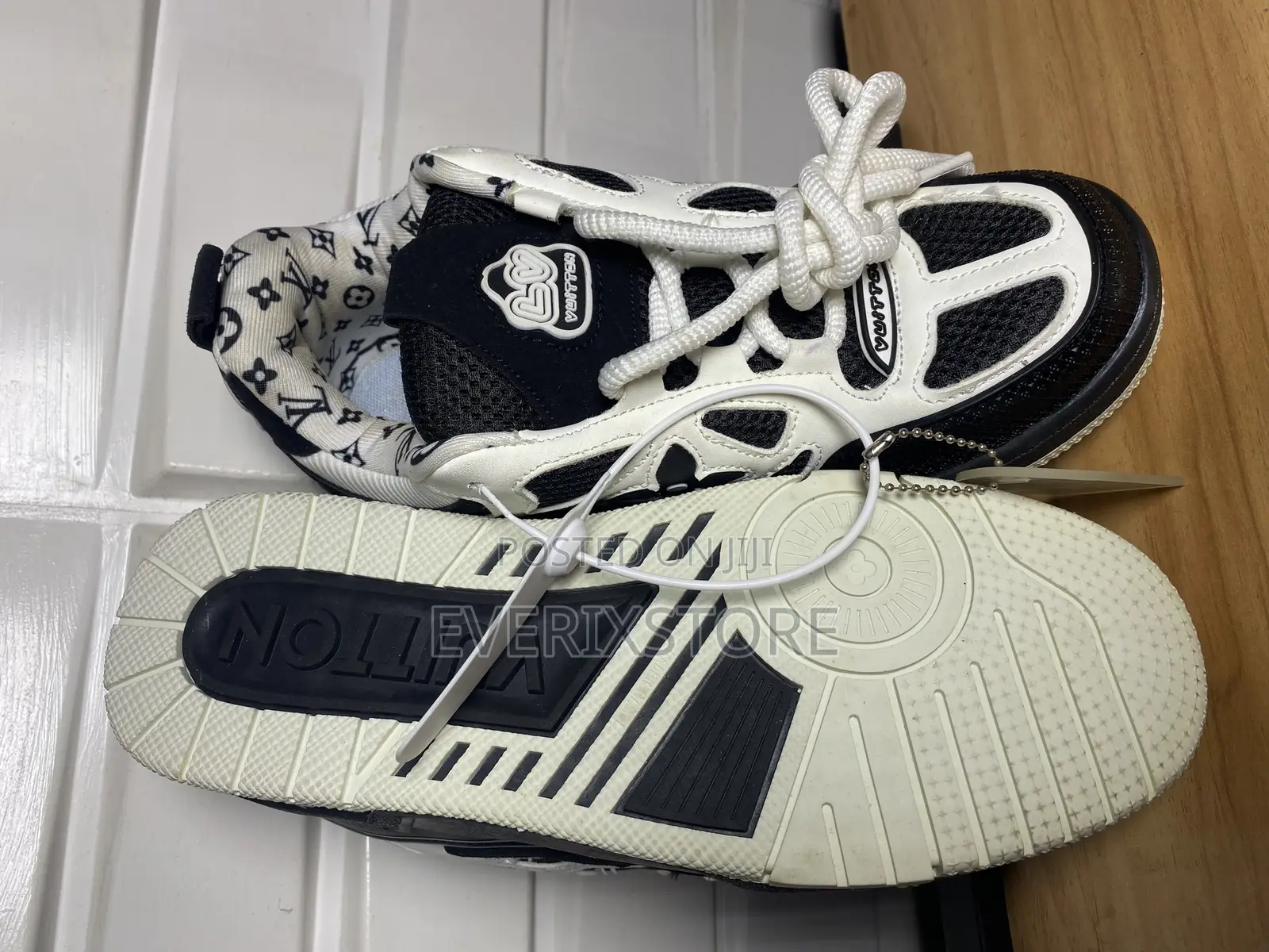 Good Quality Lv Sneakers