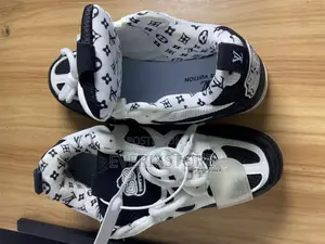Good Quality Lv Sneakers