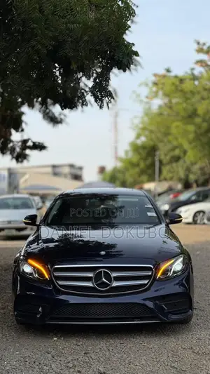 Mercedes-Benz E300 4Matic AWD Sedan (2.0L 4cyl 9A) 2017 Blue