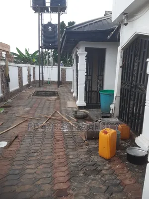 3bdrm Apartment in Agbor Road Bypass, Benin City for rent