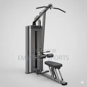“Commercial Lat Pulldown Machine – Upper Body Strength Trainer”