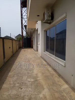 3bdrm Block of Flats in Greenville, Alausa for sale